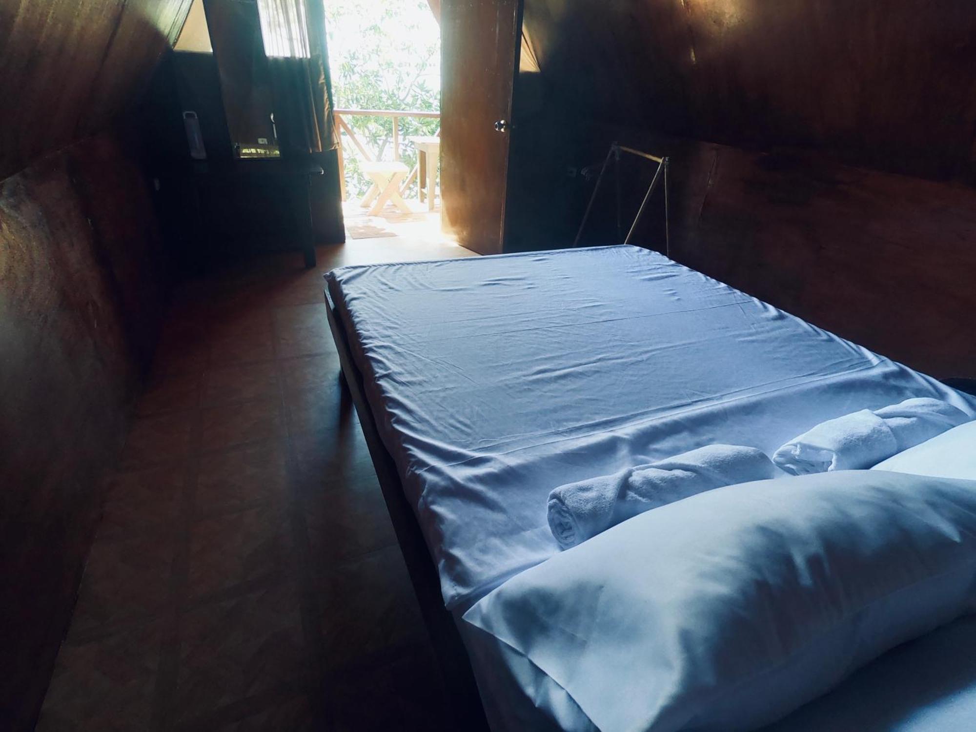 Cocovana Beach Resort (Adults Only) Busuanga Szoba fotó